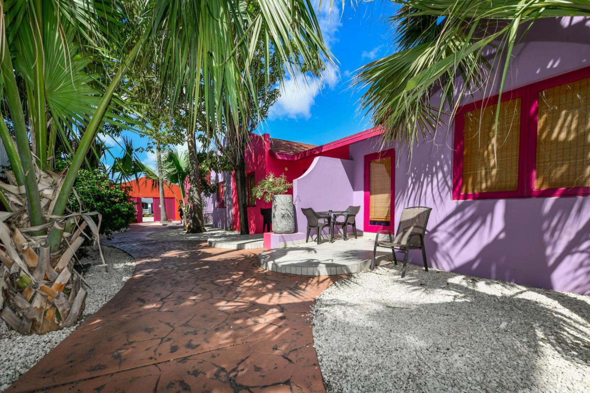 Cadushi Apartments Oranjestad Exteriör bild