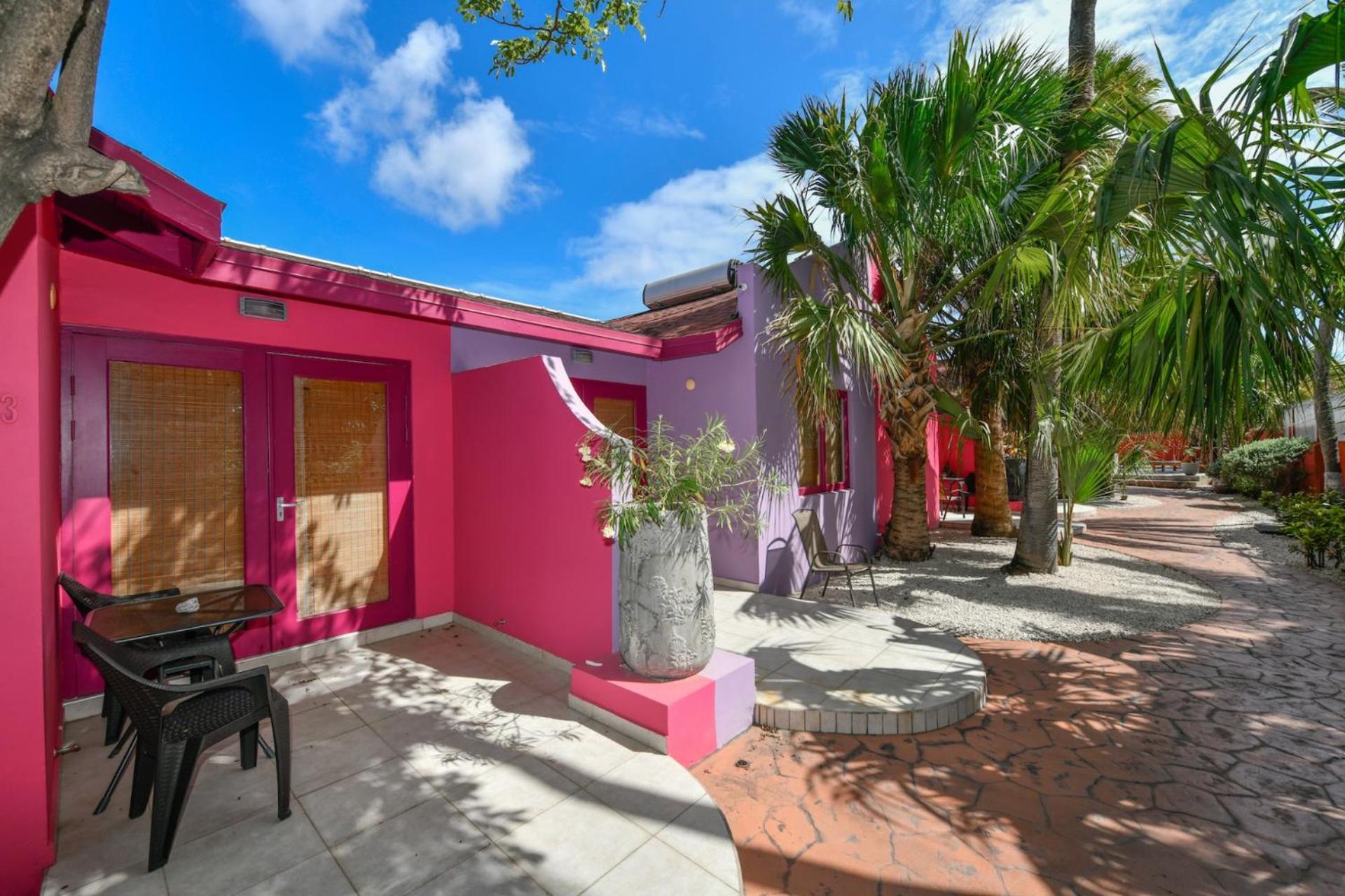 Cadushi Apartments Oranjestad Exteriör bild